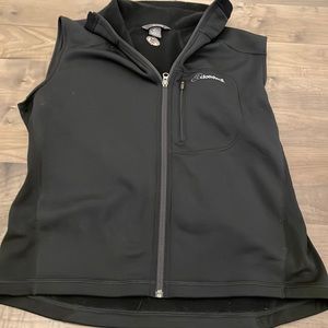 cloud veil fleece vest